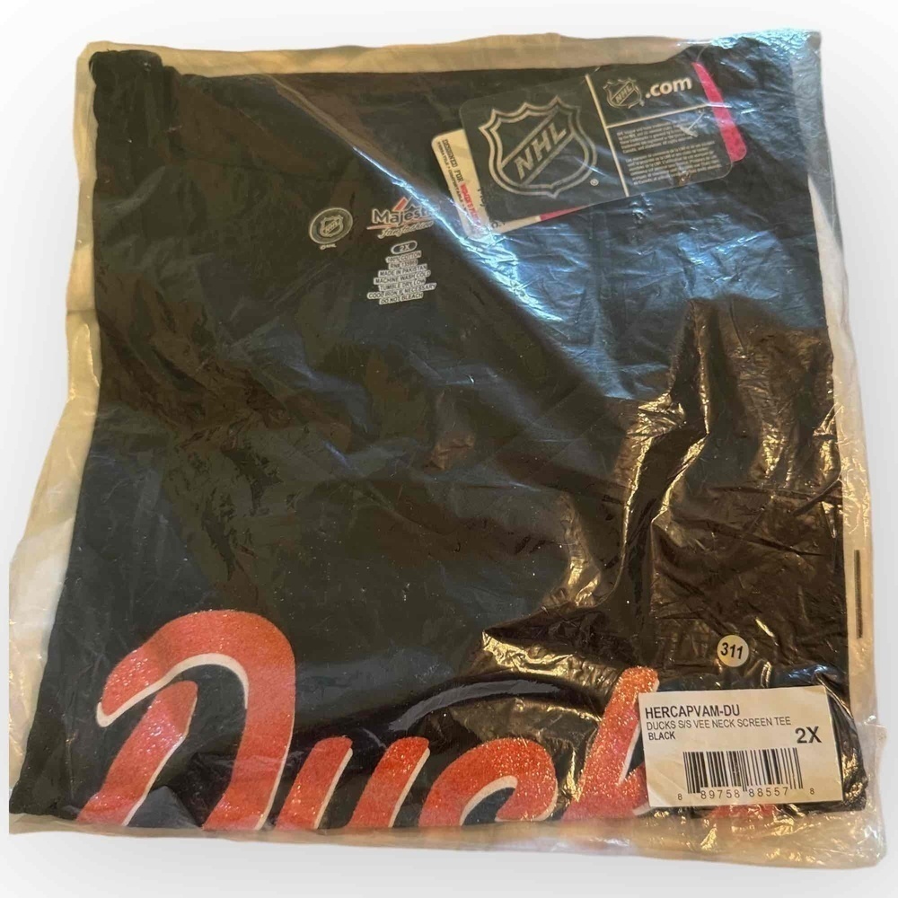 Mighty Ducks of Anaheim Women’s V-Neck T-Shirt, Official NHL Merchandise 311/2X